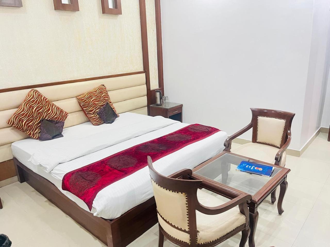 Rama Inn, Station 3* New Delhi