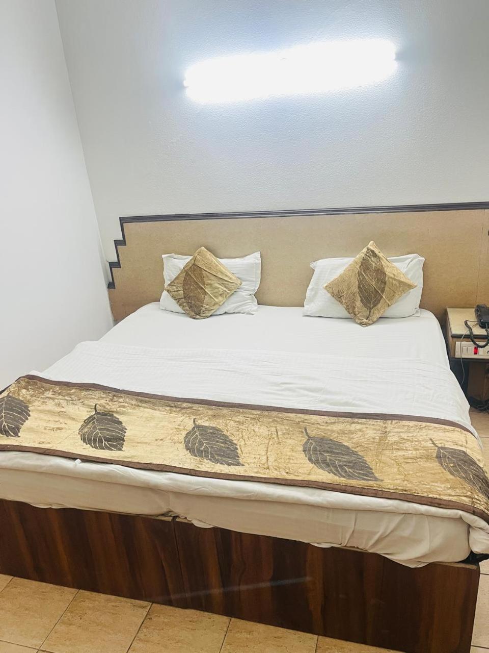 Rama Inn, Station Hotel 3*